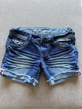 Mossimo Supply Co. Women's Blue Denim Shorts Size 7